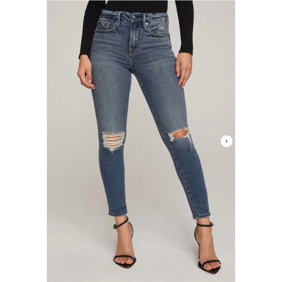 GOOD AMERICAN NWT Good Legs Crop Distressed Jean in Blue261 // 0 - Picture 1 of 14